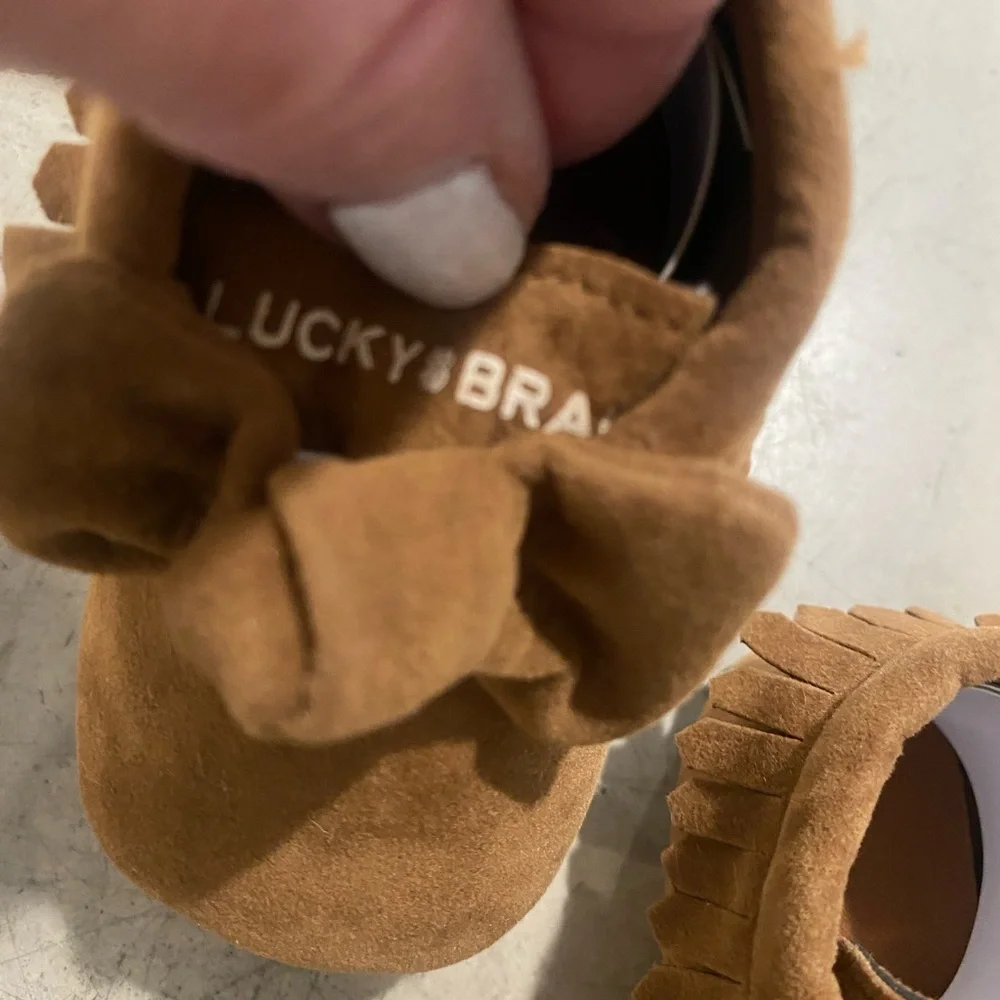 LUCKY BRAND leather soft sole/anti grip baby shoes! Fringe Mocs- cute cozy&comfy